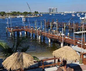Marina - 212 Traditional Single Room in waterfront hotel in Singer Island, FL (Riviera Beach)