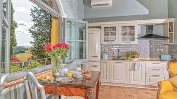 Refrigerador, horno, parrilla de estufa y lavavajillas