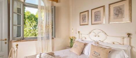 2 makuuhuonetta, ilmainen Wi-Fi, vuodevaatteet