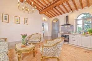 Interior - Charming Tuscan Escape with Scenic Sunset Views (Montalcino)