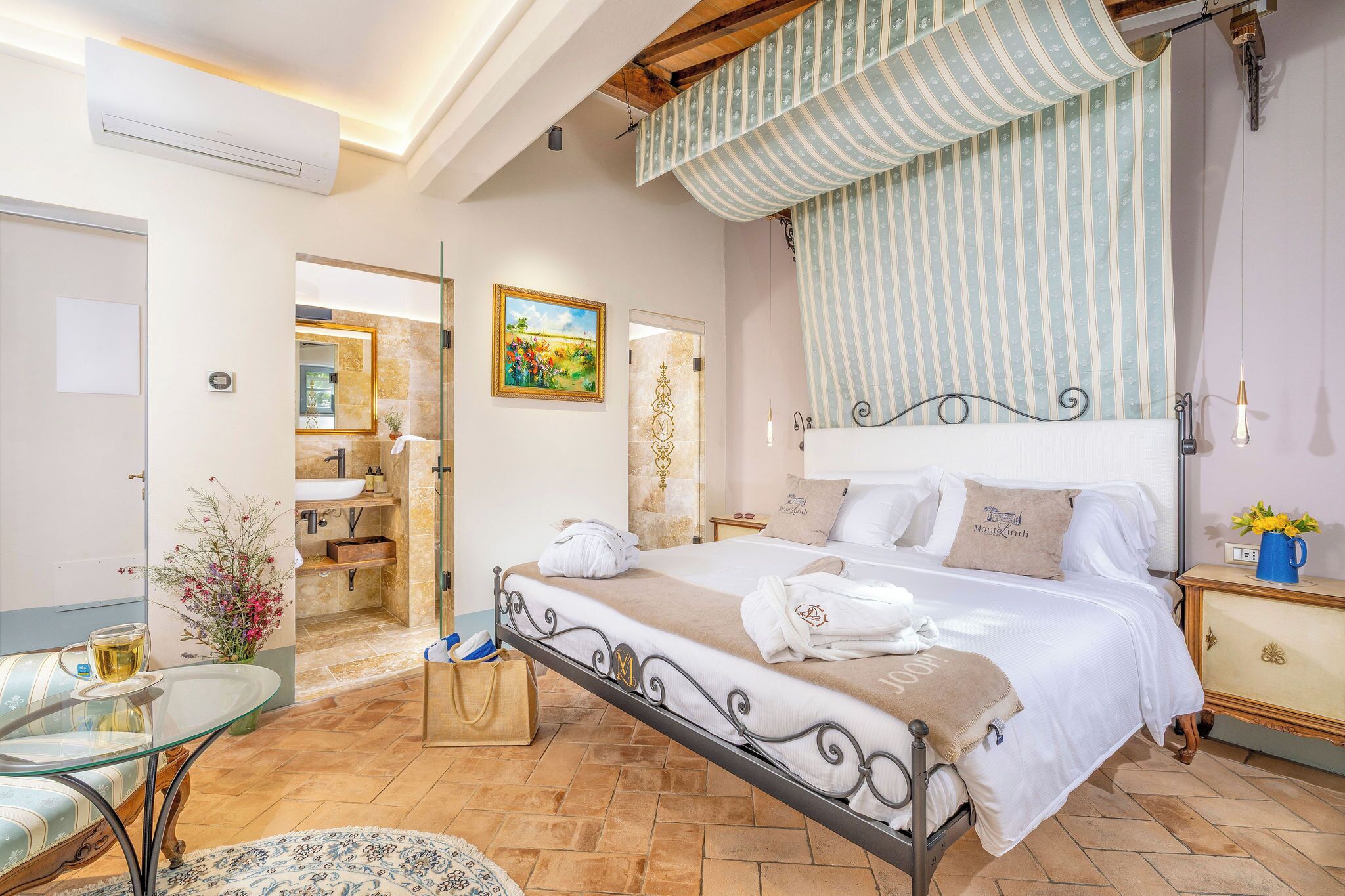 2 間睡房、免費 Wi-Fi、床單