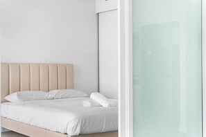 Bed sheets - Mascot 1 bedrooms Close to station easy 2 anywhere (Mascot)