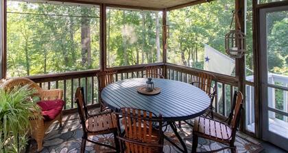 The Barn House - Spacious 4-bedroom, 3-bath house in the heart of Wayne Village.