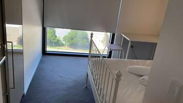 Fer et planche à repasser, Wi-Fi, draps fournis