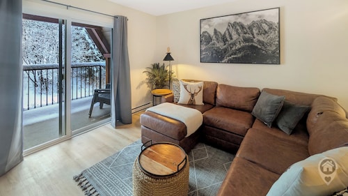 Kimberley Getaway: Ski-In/Out, Golf, Downtown