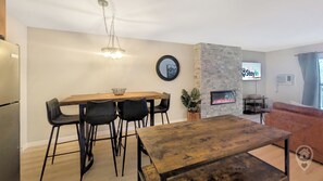 Interior - Kimberley Getaway: Ski-In/Out, Golf, Downtown (Kimberley)