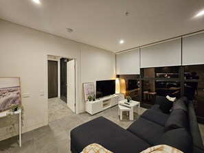 Living area - 2BR Luxury Homebush APT Near Olympic Park & Sydney (Homebush)