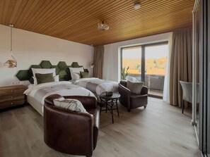 2 soverom, safe på rommet, skrivebord og strykejern/-brett