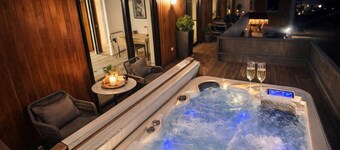 Private Spa Suite | Whirlpool, infrared & Finnish sauna