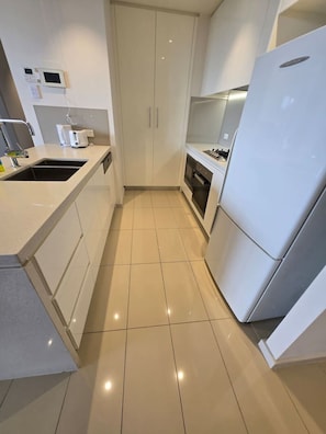Fridge, microwave, oven, stovetop - Burwood 2BR 019 APT close Olympic park&CBD (Burwood)