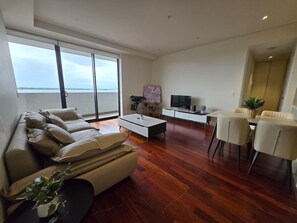 TV - Burwood 2BR 019 APT close Olympic park&CBD (Burwood)