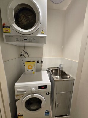 Interior - Burwood 1BR 093 APT close Olympic park&CBD (Burwood)