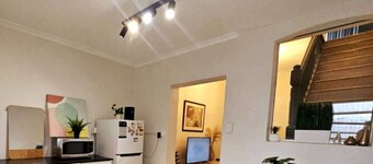 3BR Terrace Surry Hill Heart of SYD CBD Location