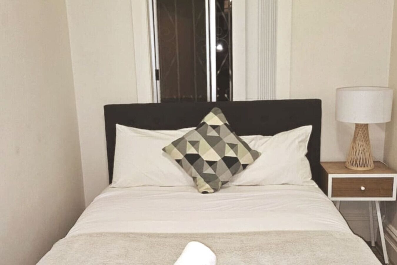 Bügeleisen/Bügelbrett, WLAN, Bettwäsche