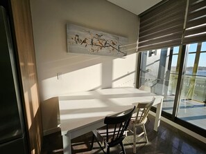 Interior - Sydney CBD 2BR 095 Easy Walk to Darling Harbour (Sydney)