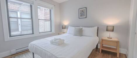 Iron/ironing board, WiFi, bed sheets