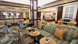 Dining - 4 Units | Pool & Dining | Near Covington Business District (Covington)