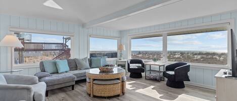 Televisión y oficina