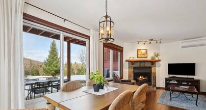 Cozy Golfside Oasis | Fireplace & Terrace