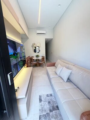 Living area - New air-conditioned house near the Falls. (Foz do Iguaçu)