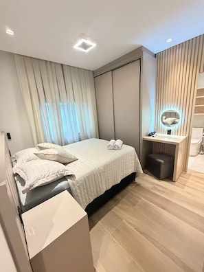 2 chambres, fer et planche à repasser, accès Internet, draps fournis