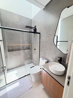 Hair dryer, towels, toilet paper - New air-conditioned house near the Falls. (Foz do Iguaçu)