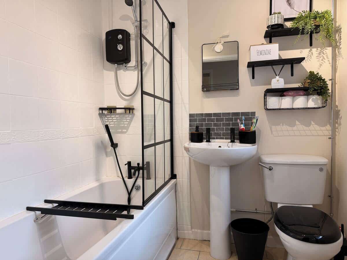 Hårføner og håndklær