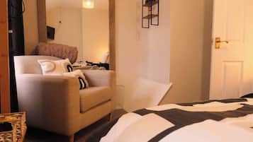 2 chambres, fer et planche Ă repasser, Wi-Fi, draps fournis