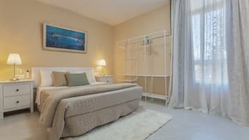 2 bedrooms, WiFi, bed sheets