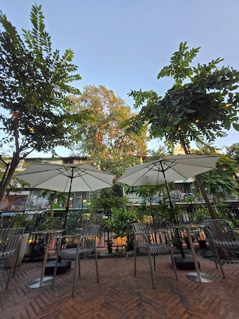 Outdoor dining. BubbleHumble.Bkk