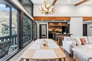 Dining - Red Sandstone Alpine Stay | Heart of Vail (Vail)