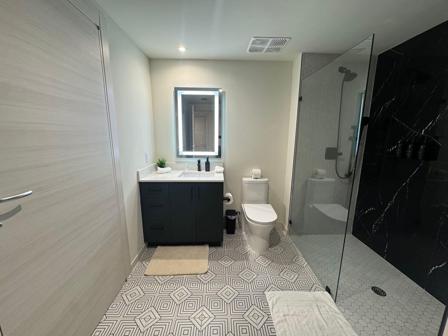 Apartment, City View | Bathroom