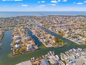 Marina - Dolphin View Cabana - Gorgeous 3-bedroom house in Hernando Beach (Hernando Beach)