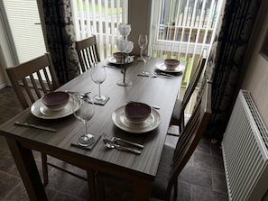 Dining - Parkview Lodge Lilliardsedge-pet Friendly-sleeps 4 (Jedburgh)