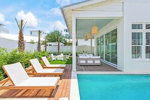Pool - Beach Access Nearby, Private Heated Pool, LSV, and Outdoor Living (Santa Rosa Beach)