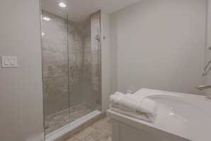 Hair dryer - Warm 1BR in Boston FIDI | Close to Everything! (Boston)