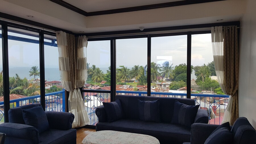 European Condo Rentals Toril