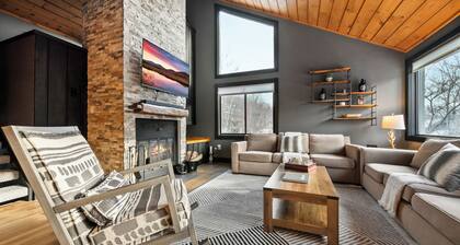 Summit 71 - Pools, Hot Tubs, Shuttle, Loon & Downtown