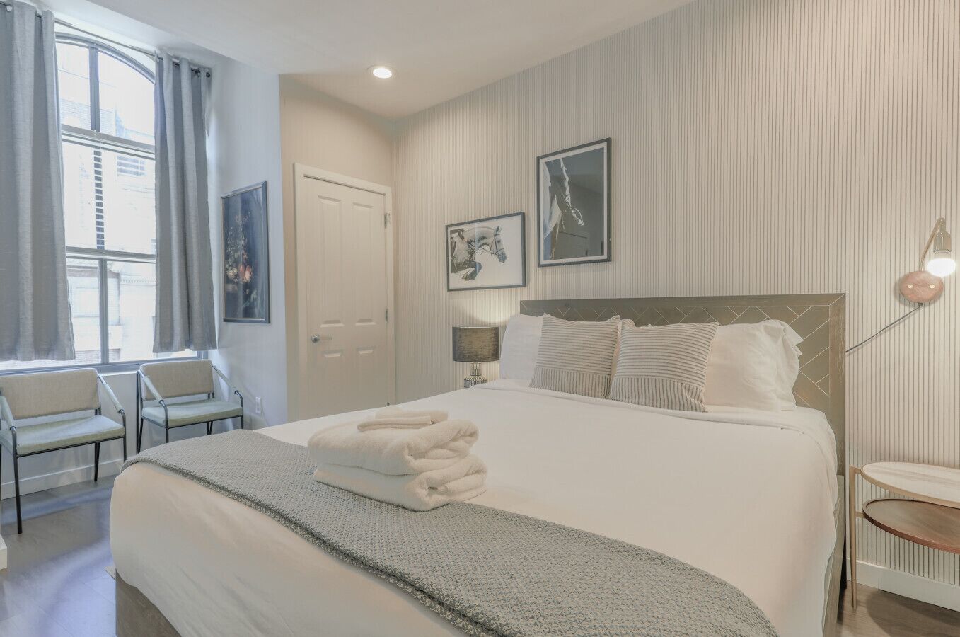 1 bedroom, desk, iron/ironing board, WiFi