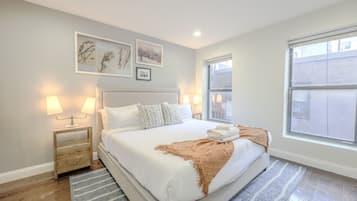 Desk, iron/ironing board, WiFi