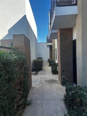 Property grounds - SPACIOUS CONDOMINIUM, CLOSE TO AIRPORT (Hermosillo)
