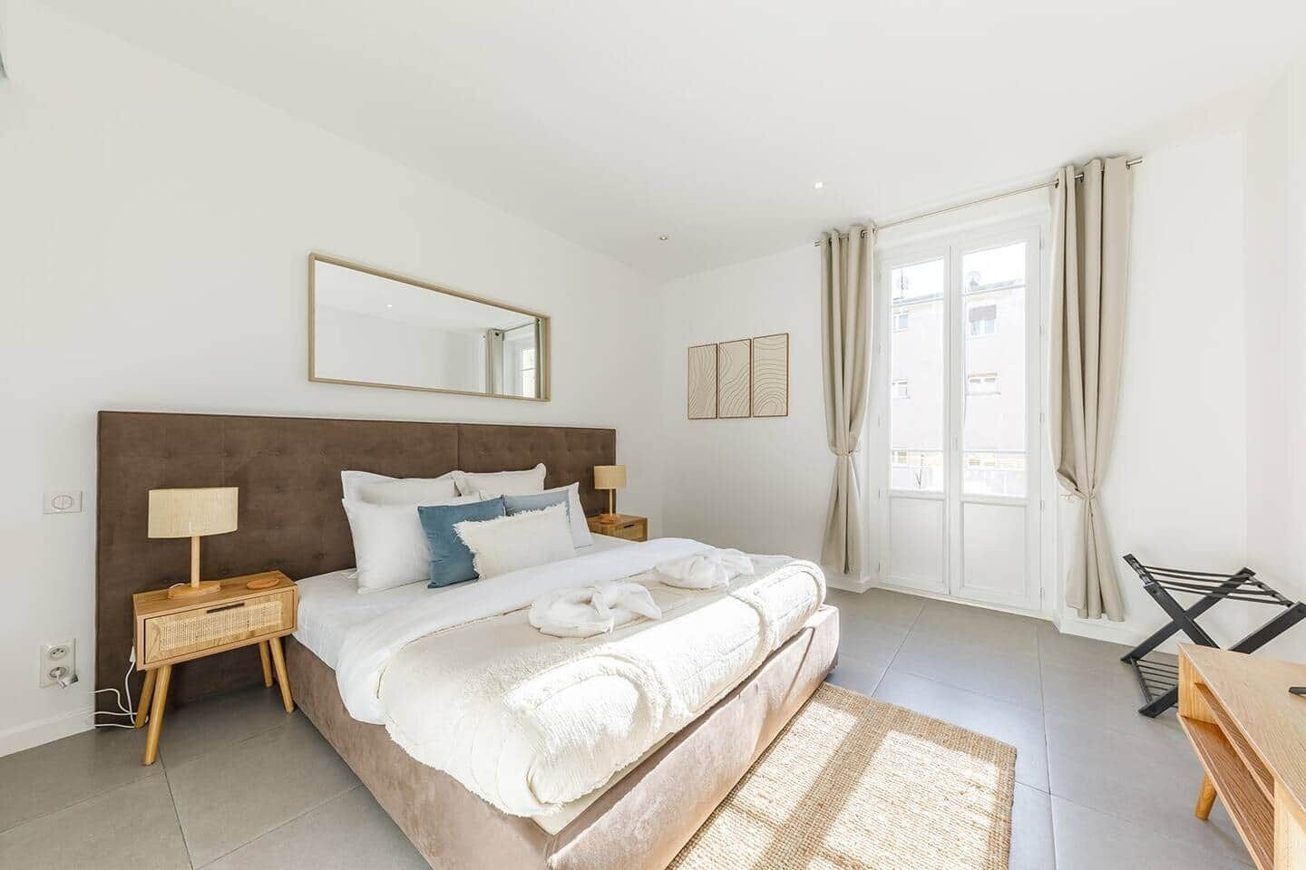 2 bedrooms, WiFi, bed sheets