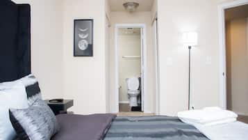 3 slaapkamers, een strijkplank/strijkijzer, beddengoed