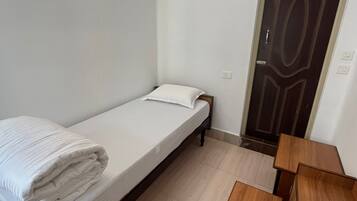 Single Room | Free WiFi