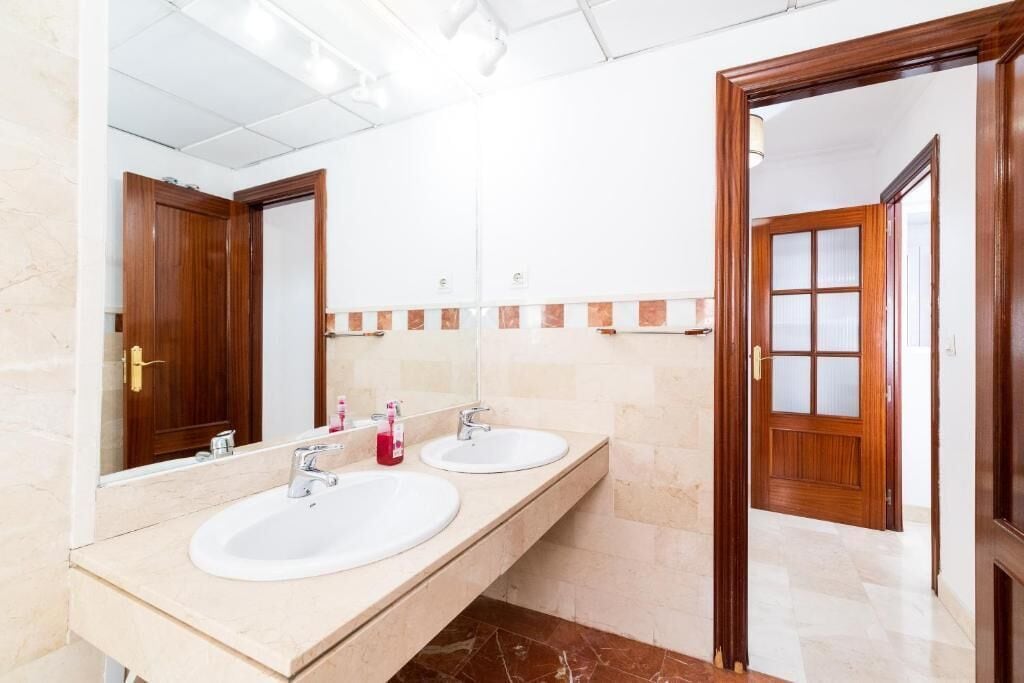 Apartamento, 2 habitaciones, Aire acondicionado | Baño