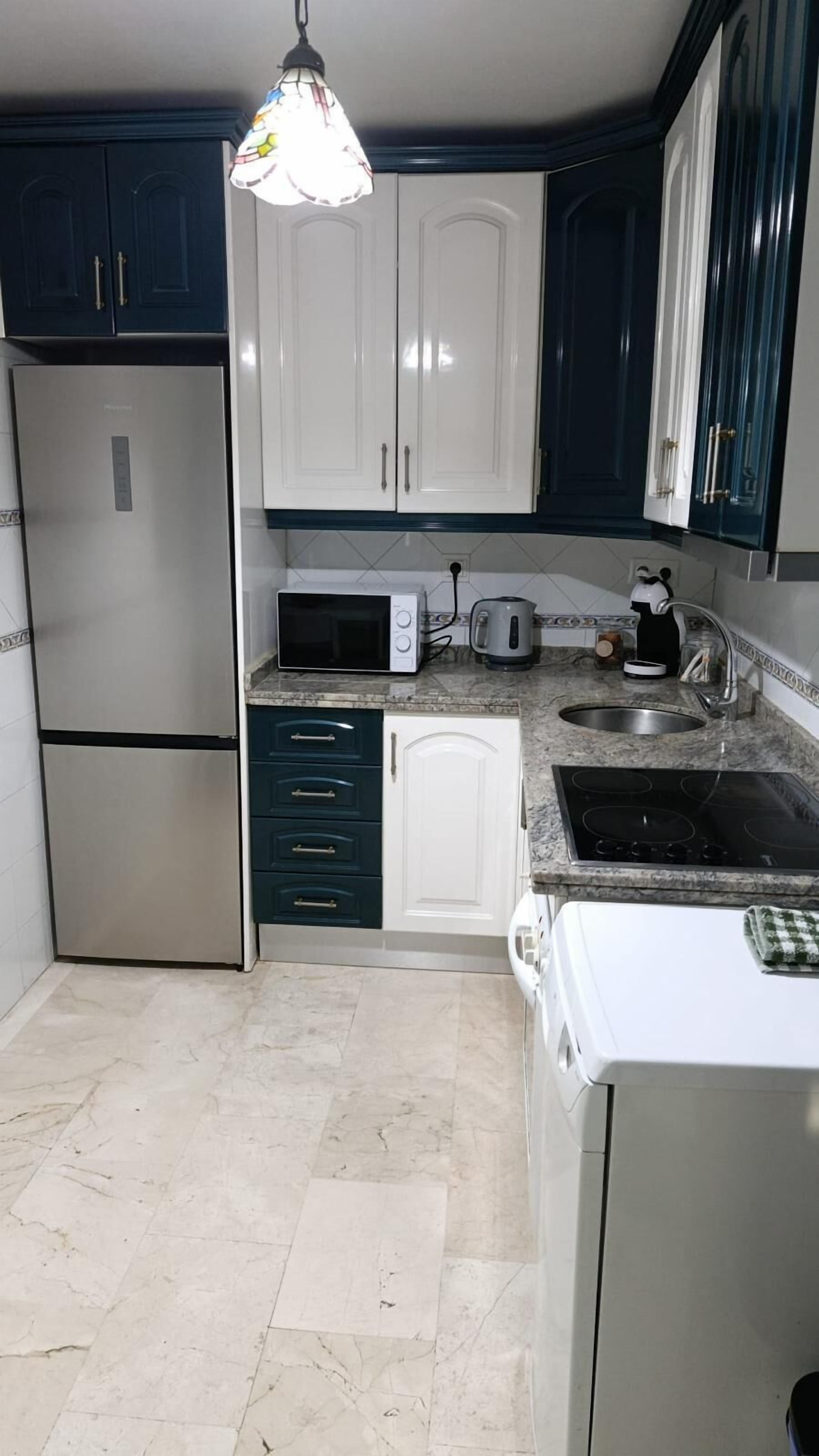 Apartment, 2 Bedrooms, Air conditioning | Private kitchen