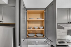 Interior - Newly Renovated 1BR/1BA ~ Heart of Capitol Hill ~ Walk to Metro ~ Free Parking (Washington)