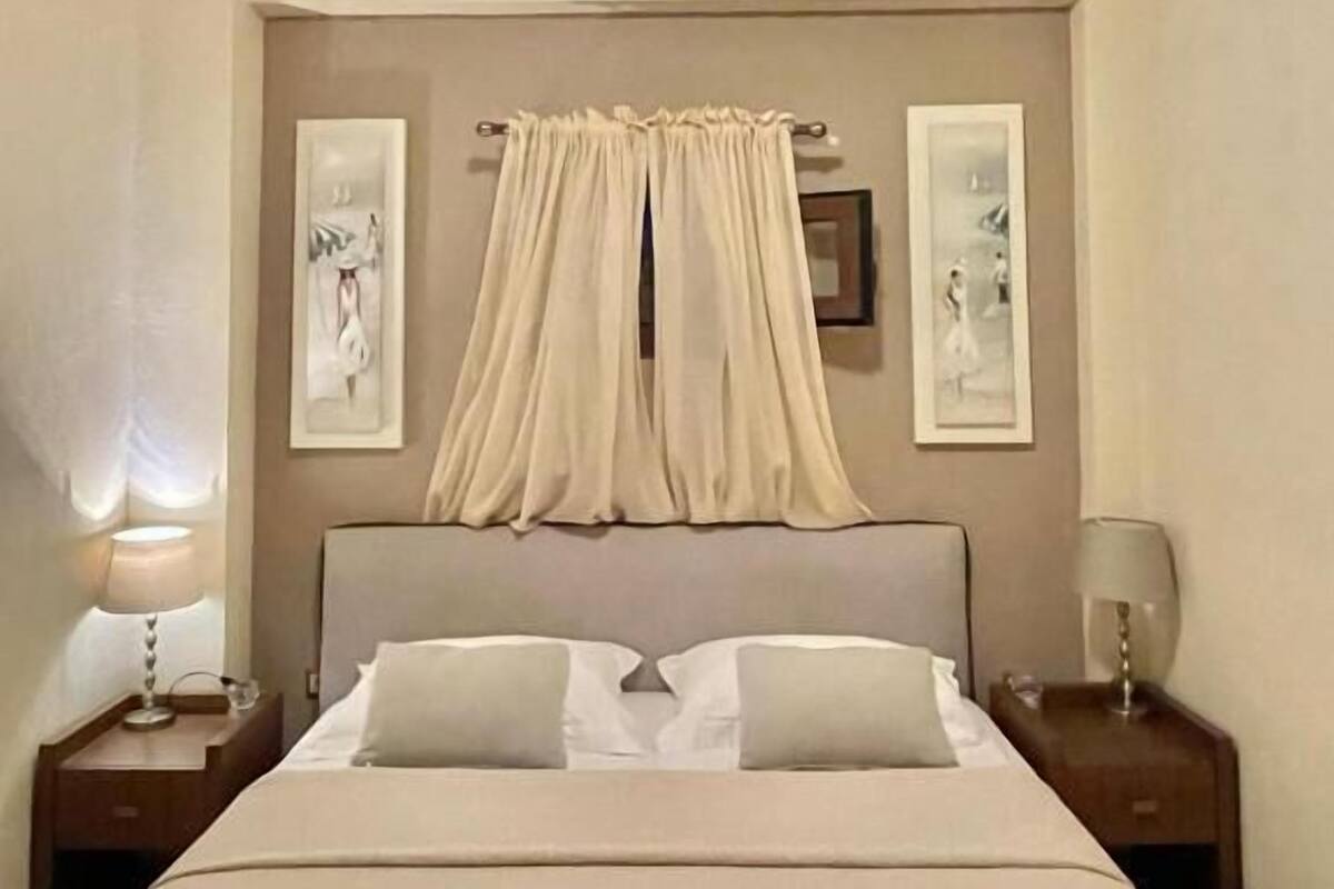 Coffres-forts dans les chambres, rideaux occultants