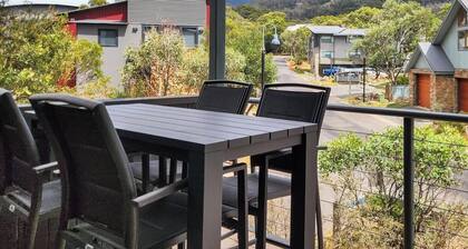 Tomarlin Views 1 - Woodridge