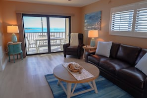 Smart TV - Panoramic Fort Myers Beachfront Condo - Private Sunset Views (Fort Myers Beach)